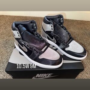 Jordan retro 1 “satin shadow”